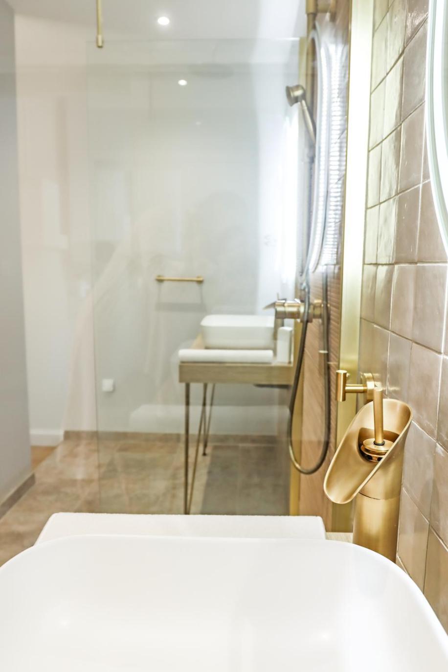 Les Gites De Laure - L'Eden Romantique, Chambres Hotes, Spa Prive, Couloir De Nage, Adults Only Malves-en-Minervois エクステリア 写真
