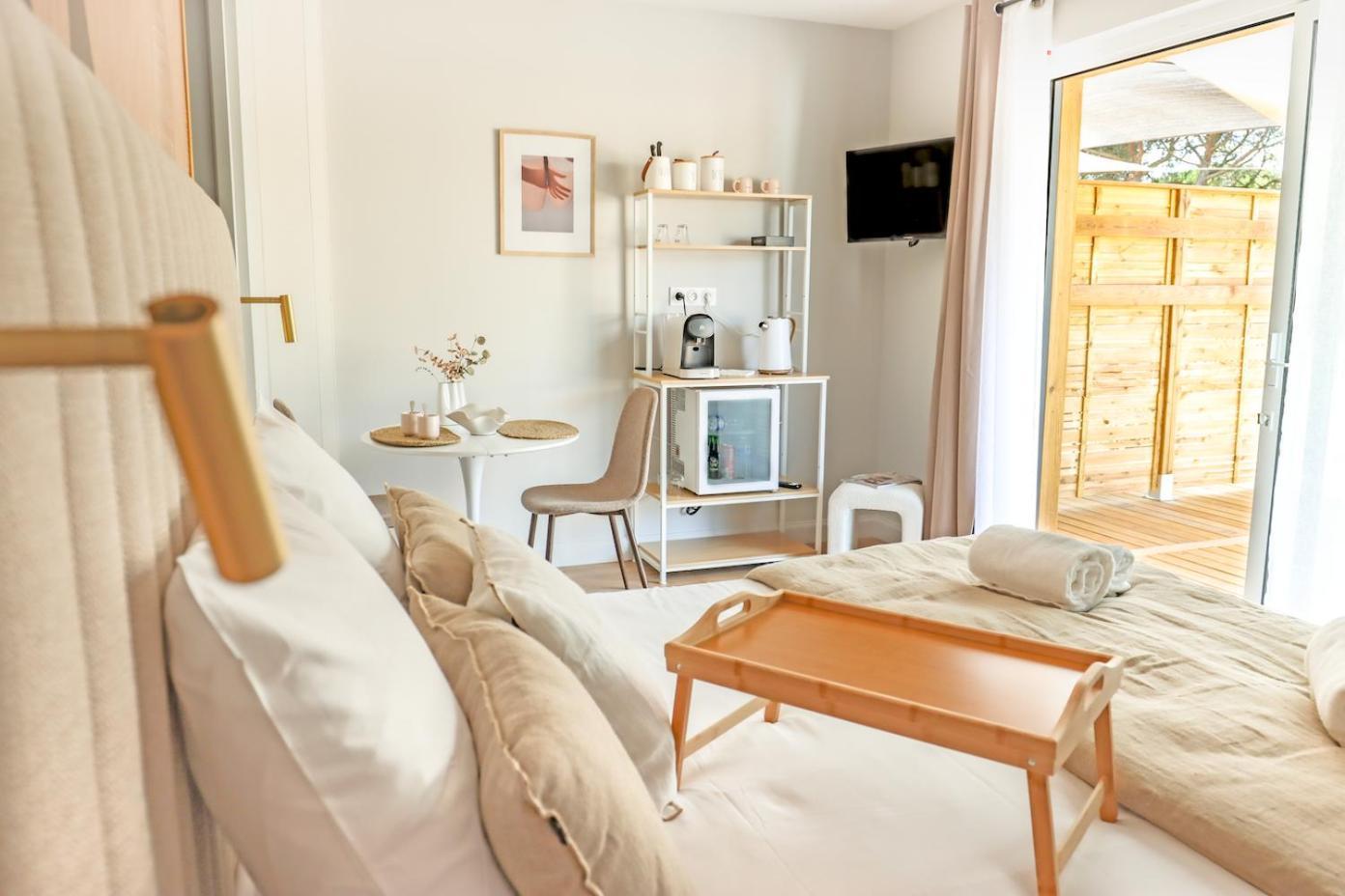 Les Gites De Laure - L'Eden Romantique, Chambres Hotes, Spa Prive, Couloir De Nage, Adults Only Malves-en-Minervois エクステリア 写真