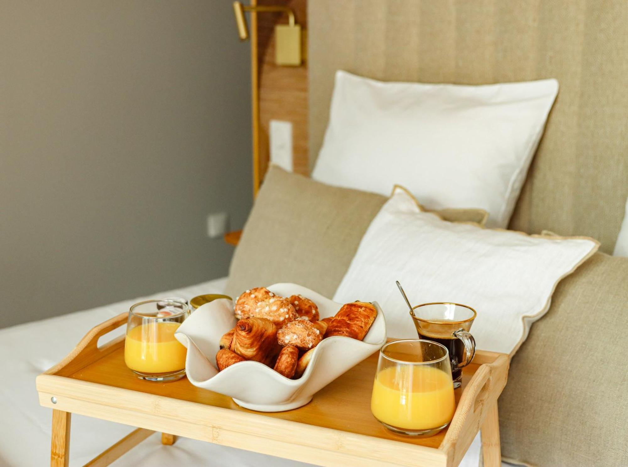 Les Gites De Laure - L'Eden Romantique, Chambres Hotes, Spa Prive, Couloir De Nage, Adults Only Malves-en-Minervois エクステリア 写真